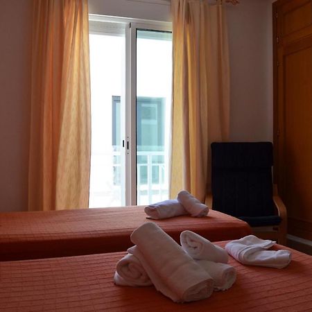 Hostal Dona Antonia Hotel Punta Umbria Exterior photo