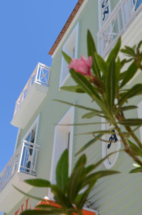 Hostal Dona Antonia Hotel Punta Umbria Exterior photo