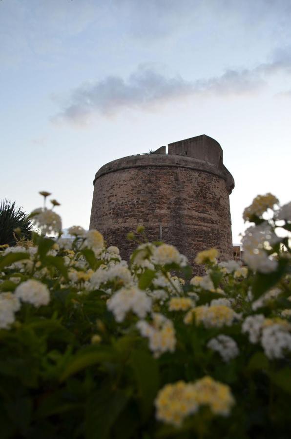 Hostal Dona Antonia Hotel Punta Umbria Exterior photo